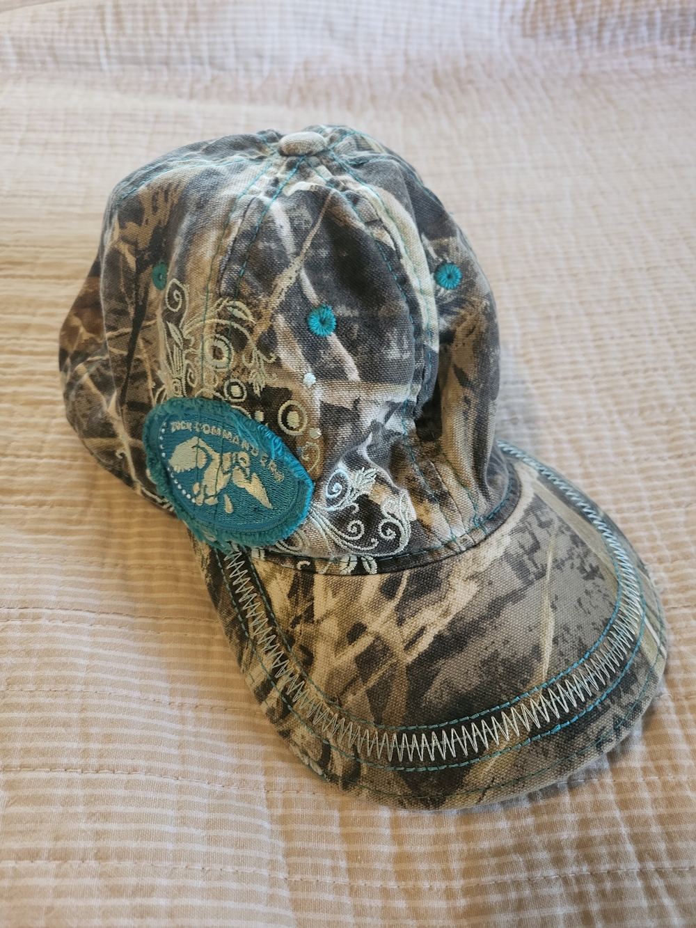 Duck Commander Womans Camo Baseball Hat